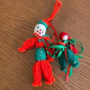 2 kitschy vintage yarn men (or women) Christmas tree ornaments